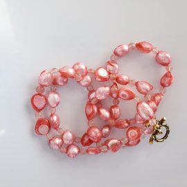 Dreaming of a pearl necklace for Valentine's Day